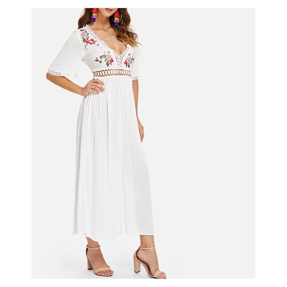 White V Neck Floral Embroidered Maxi Dress - Picture 4 of 5